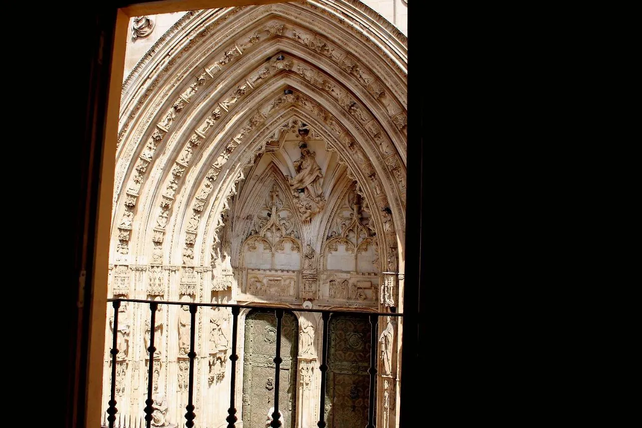 Puerta De La Catedral location